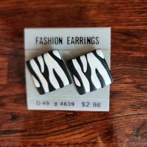 Vintage Zebra Pattern Pierced Earrings 80s